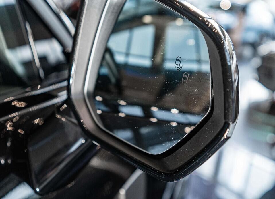 Lynk & Co 09 MHEV 2.0 AT (254 л.с.) 4WD