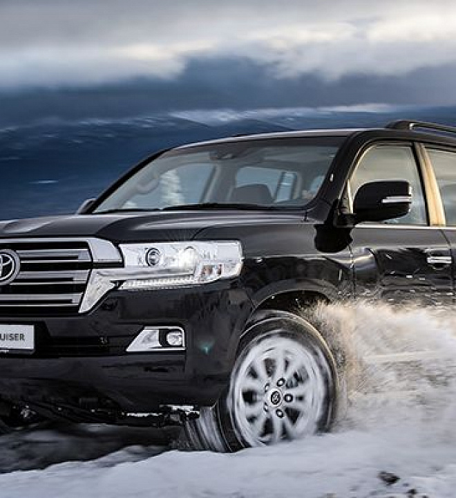 Toyota Land Cruiser 200: Легенда бездорожья