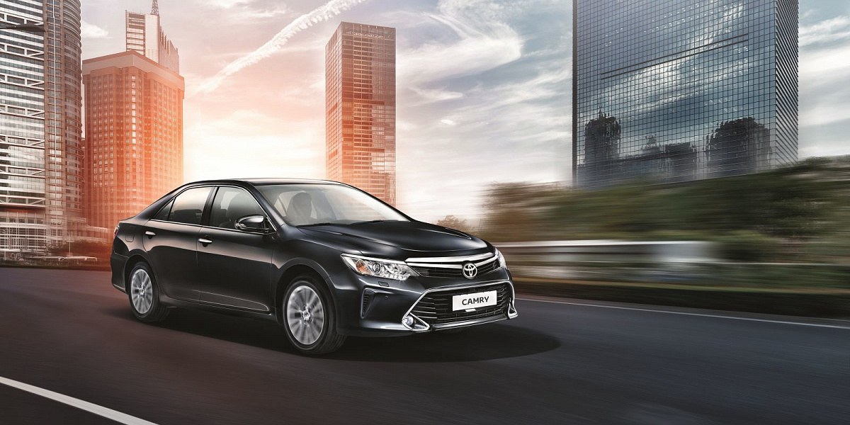 Обзор Toyota Camry 2015 года