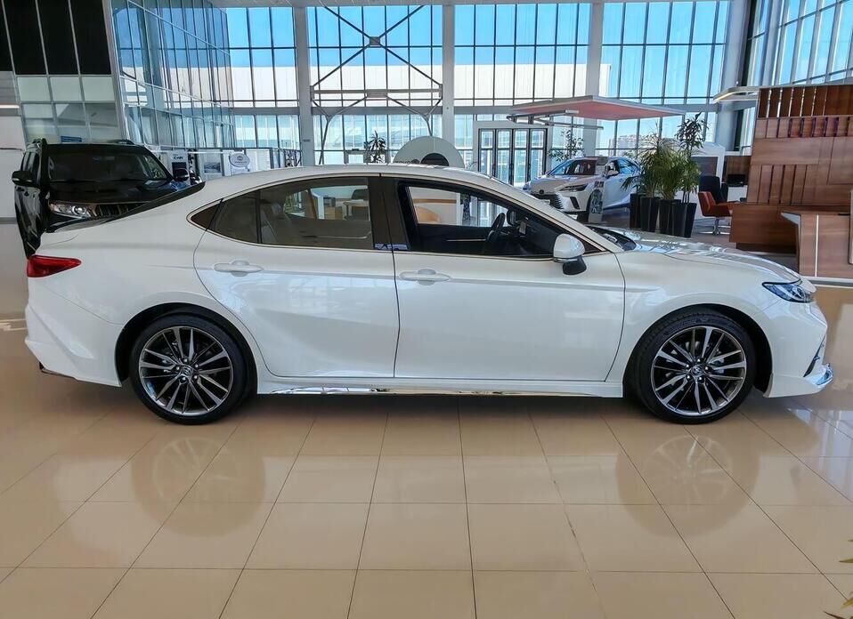 Toyota Camry, IX (XV80) China Market 2.0hyb CVT (197 л.с.)