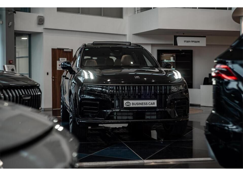 Lynk & Co 09 MHEV 2.0 AT (254 л.с.) 4WD