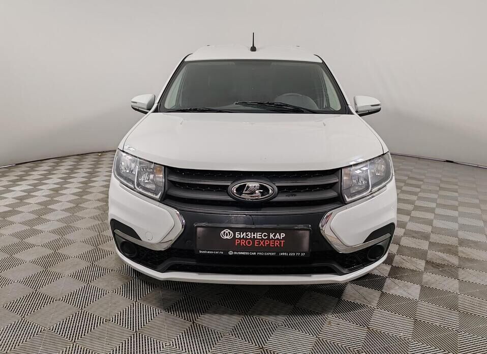 LADA (ВАЗ) Largus, I Рестайлинг 1.6 MT (106 л.с.)